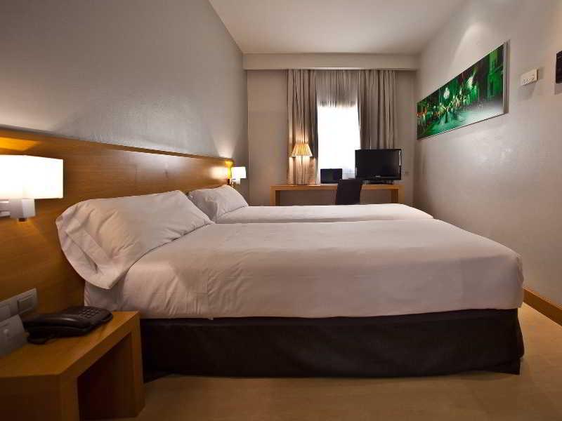 Arc La Rambla Hotel Barcelona Exterior photo