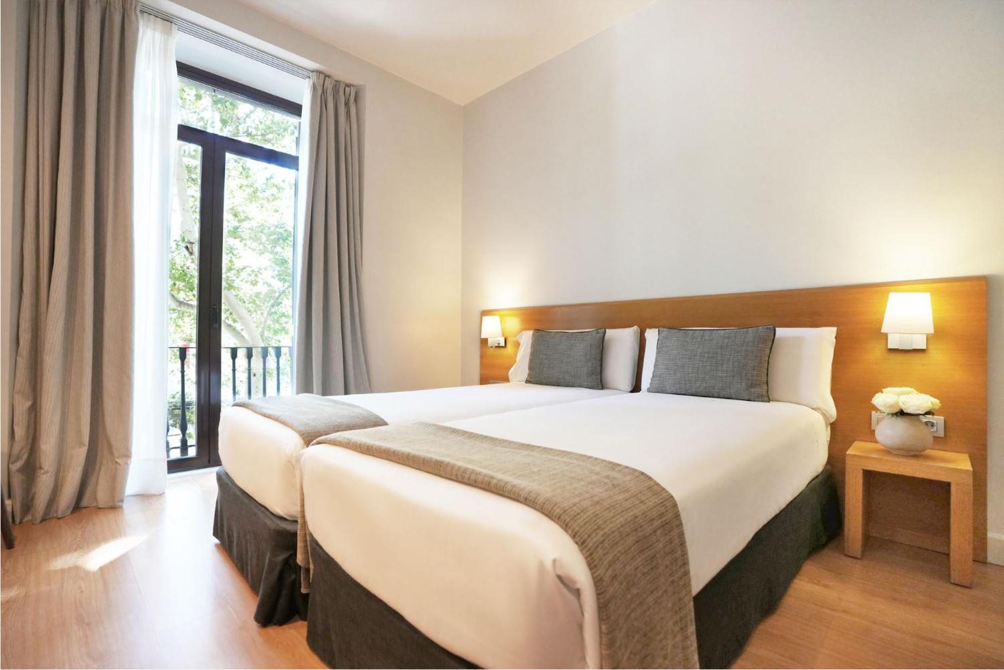 Arc La Rambla Hotel Barcelona Exterior photo
