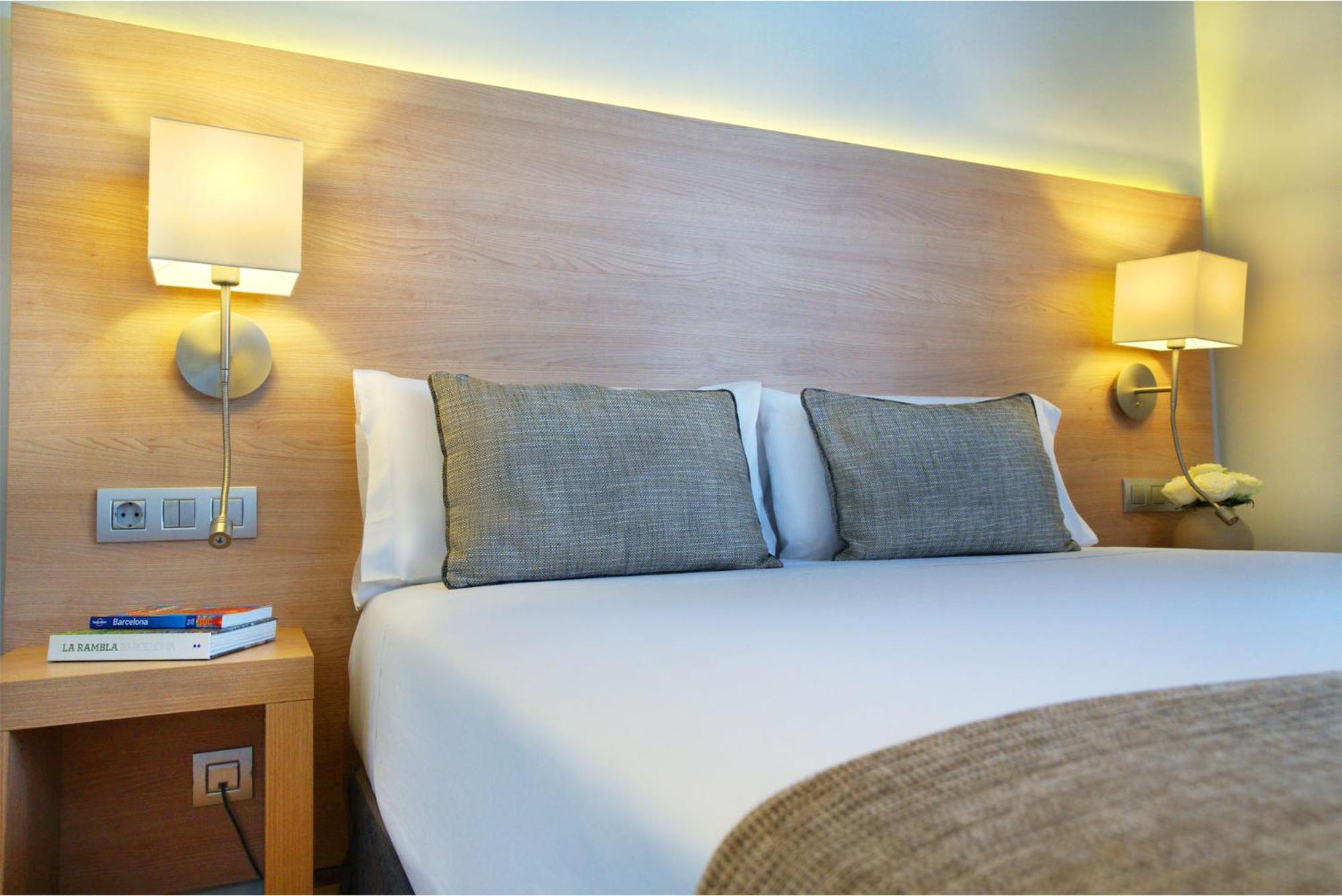 Arc La Rambla Hotel Barcelona Exterior photo