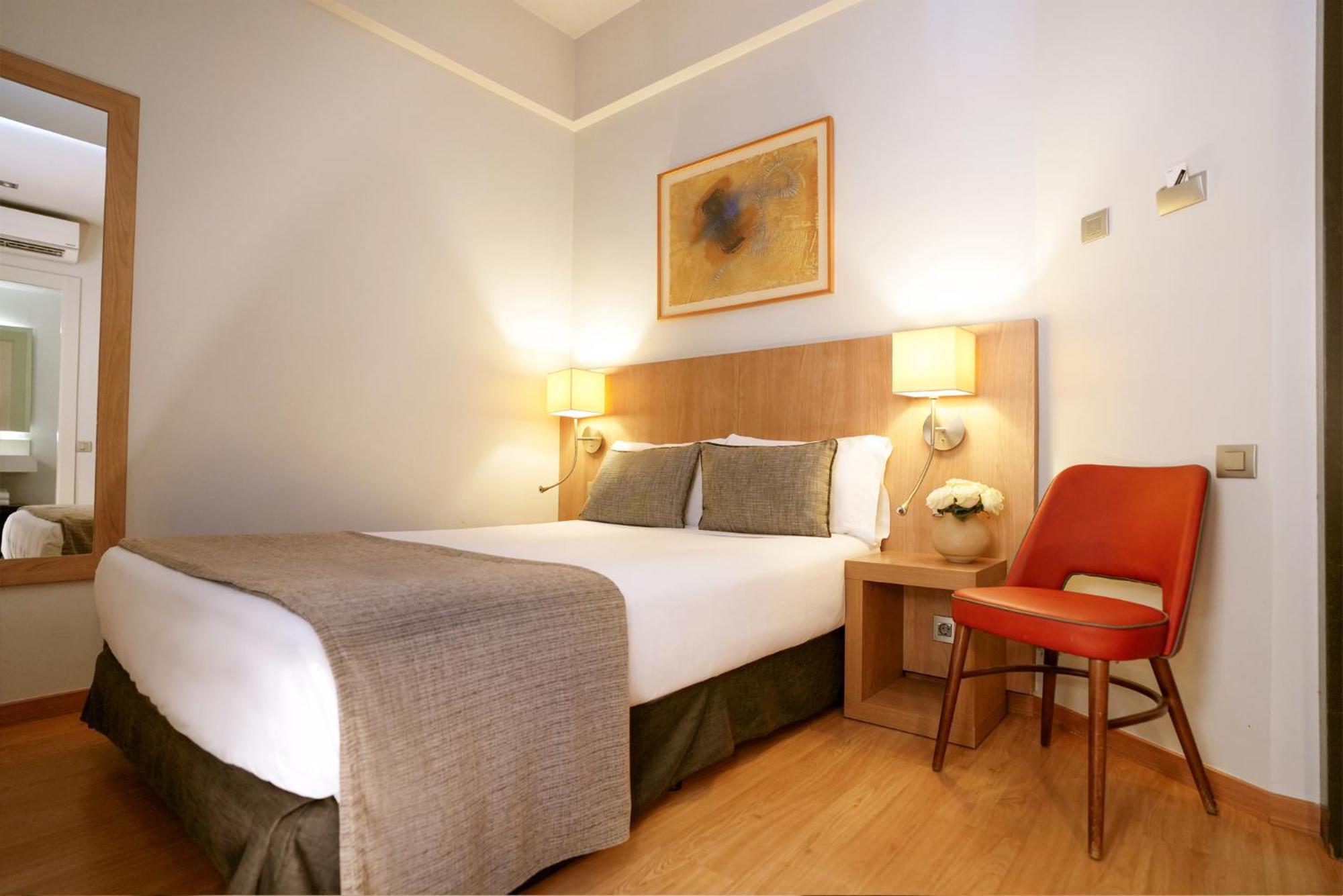 Arc La Rambla Hotel Barcelona Exterior photo