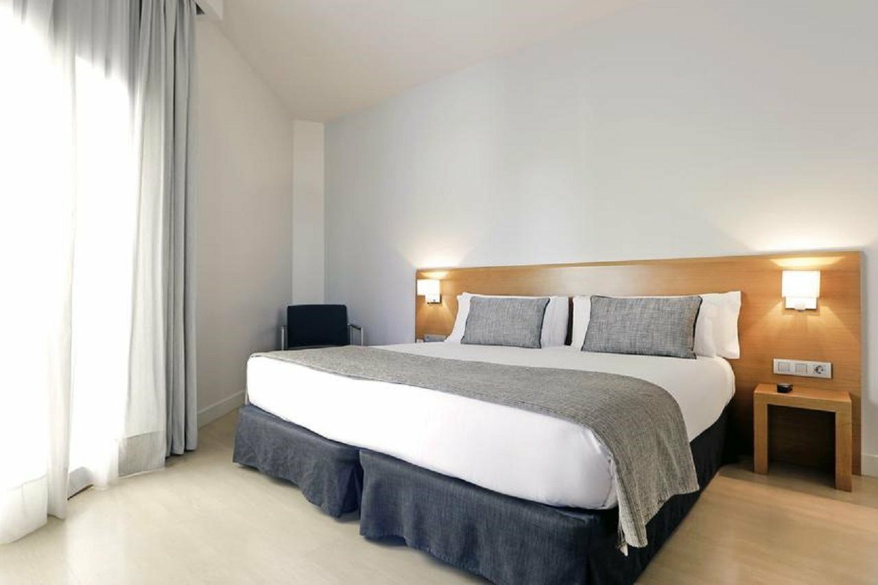 Arc La Rambla Hotel Barcelona Exterior photo